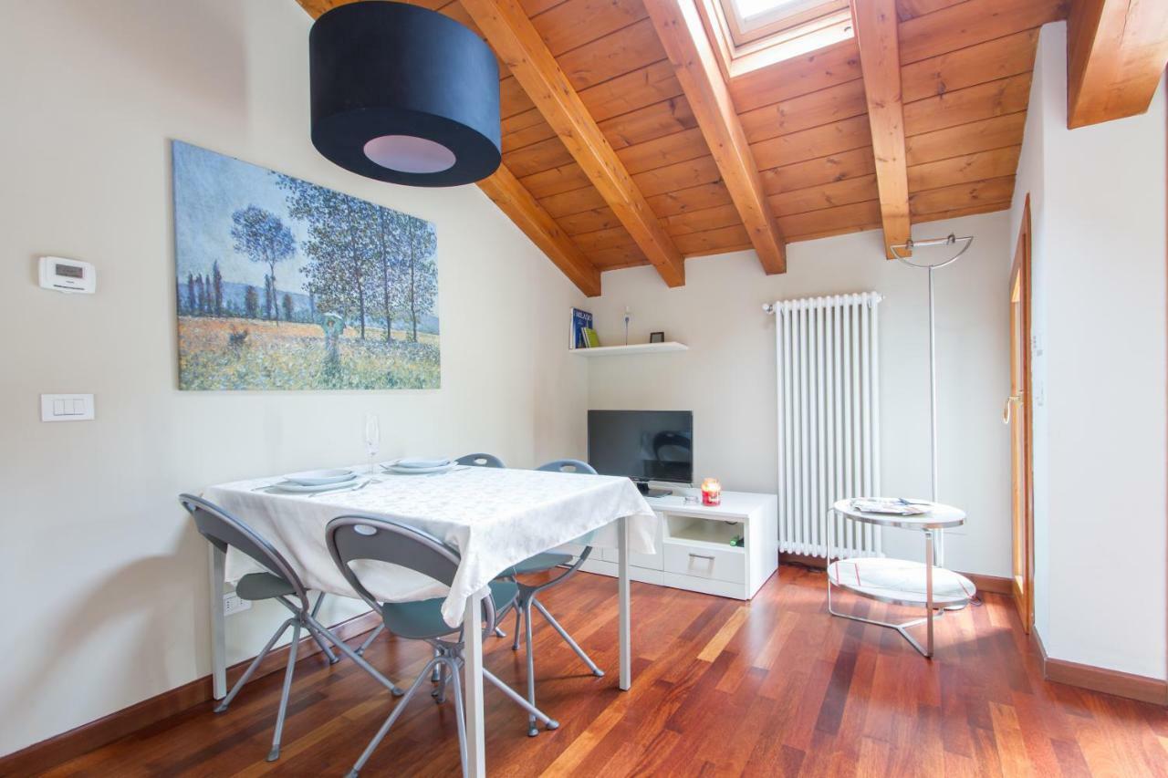 Parco Di Monza Apartment Bagian luar foto